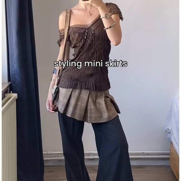 |Tail| VTG 90s Pleated Mini Tennis Skirt Size 10 - Picture 7 of 7